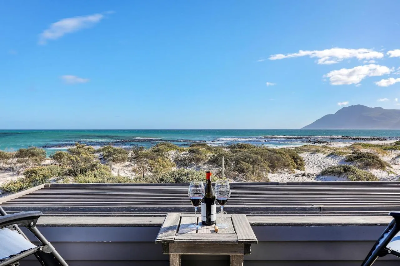 Beach Front Architectural Villa With Pool Kommetjie